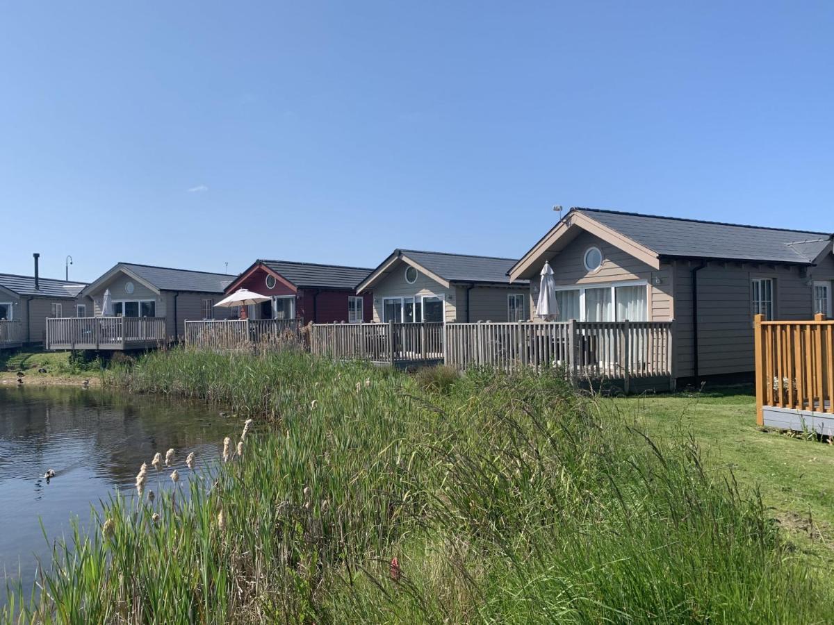 The Lake House At The Bay Filey, Sleeps 4, 1 Dog Welcome For Free Too Eksteriør bilde